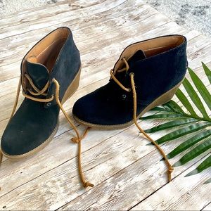 Sperry Black suede lace-up wedge booties size 7